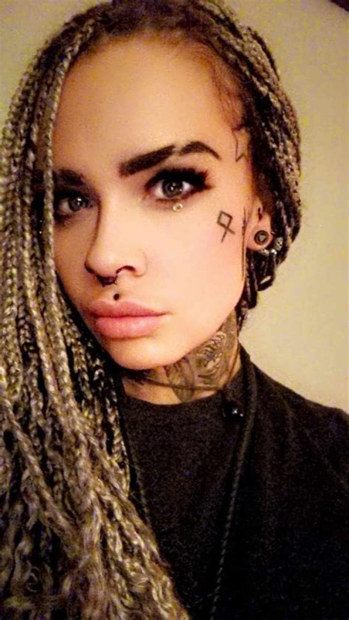 Aurora Lyon